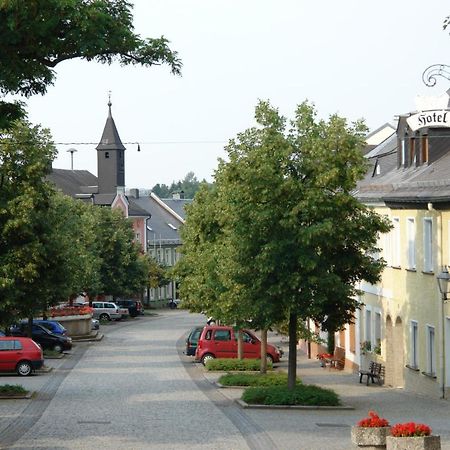 Burghotel Lichtenberg  Екстер'єр фото